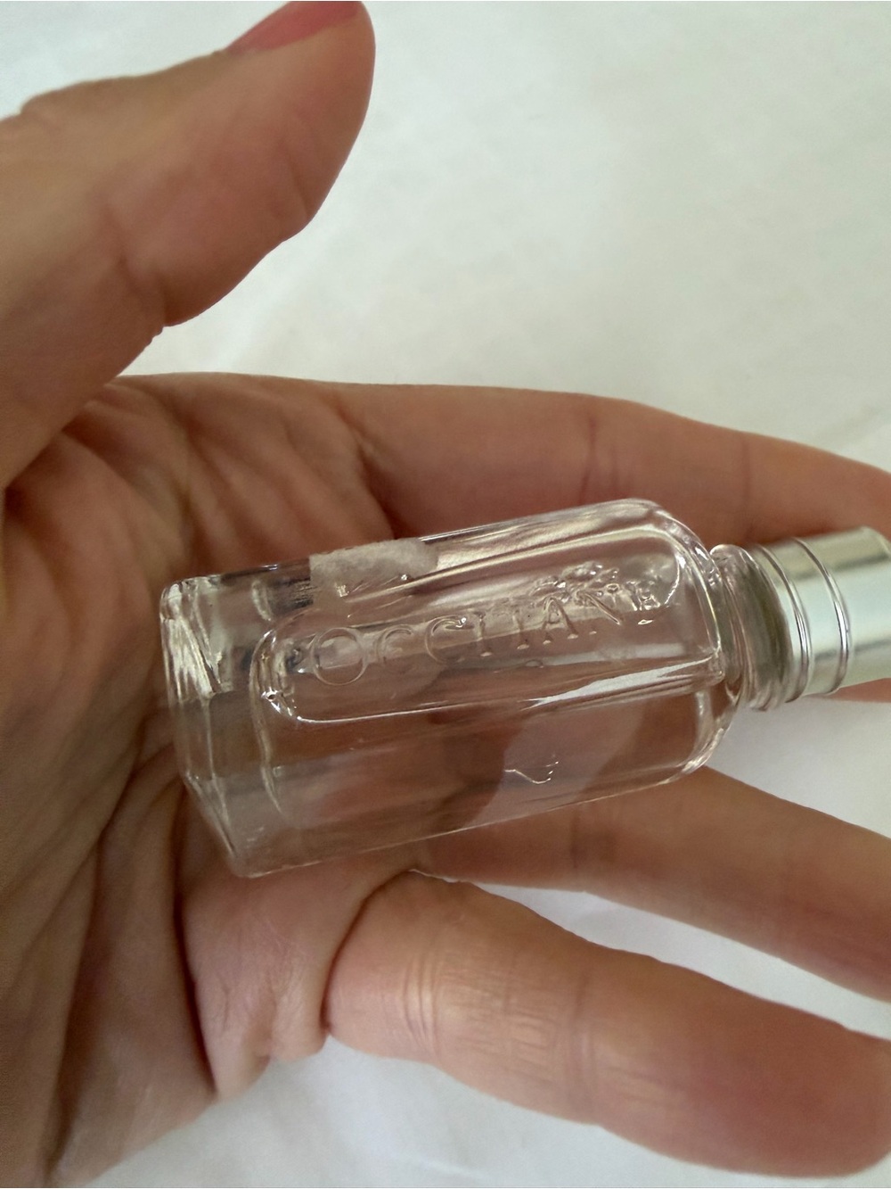 🗽2 L'OCCITANE 10 M L Clear Glass Travel Bottles - Picture 2 of 3